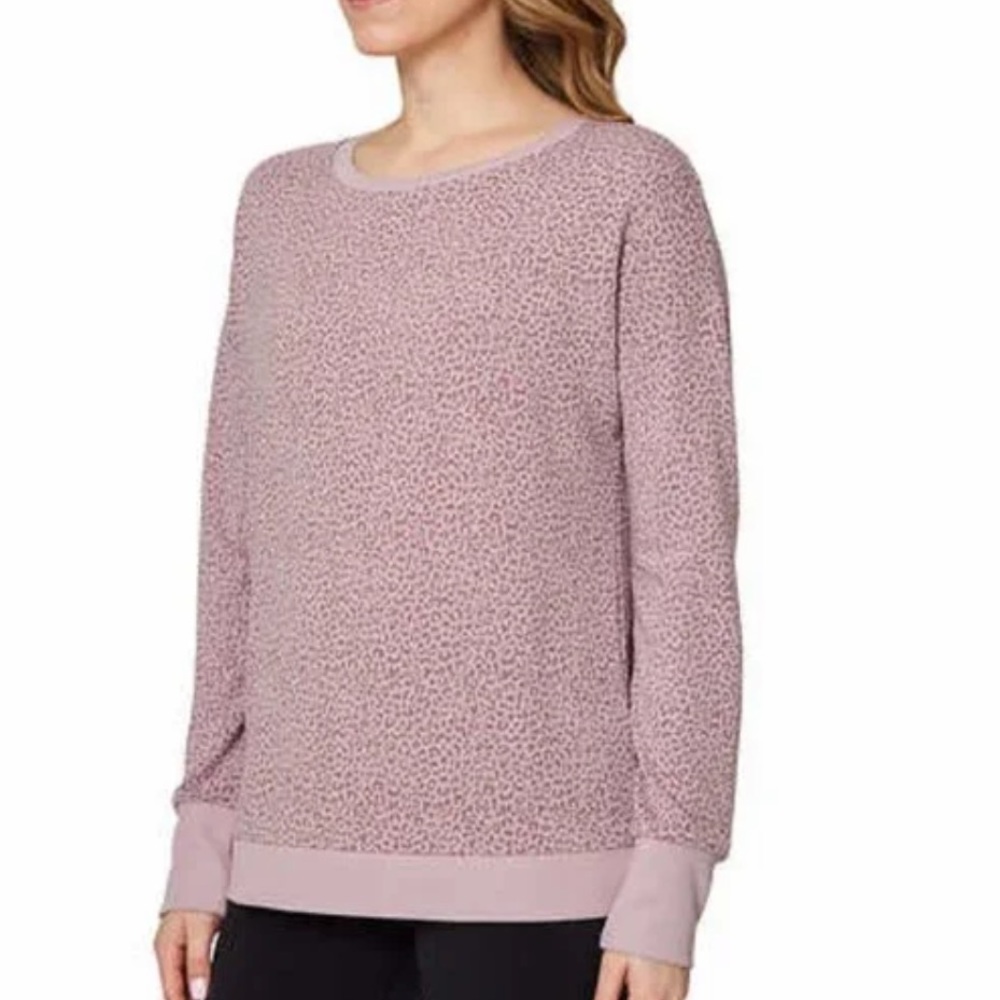 NWT Mondetta Ladies' Lightweight Printed Top